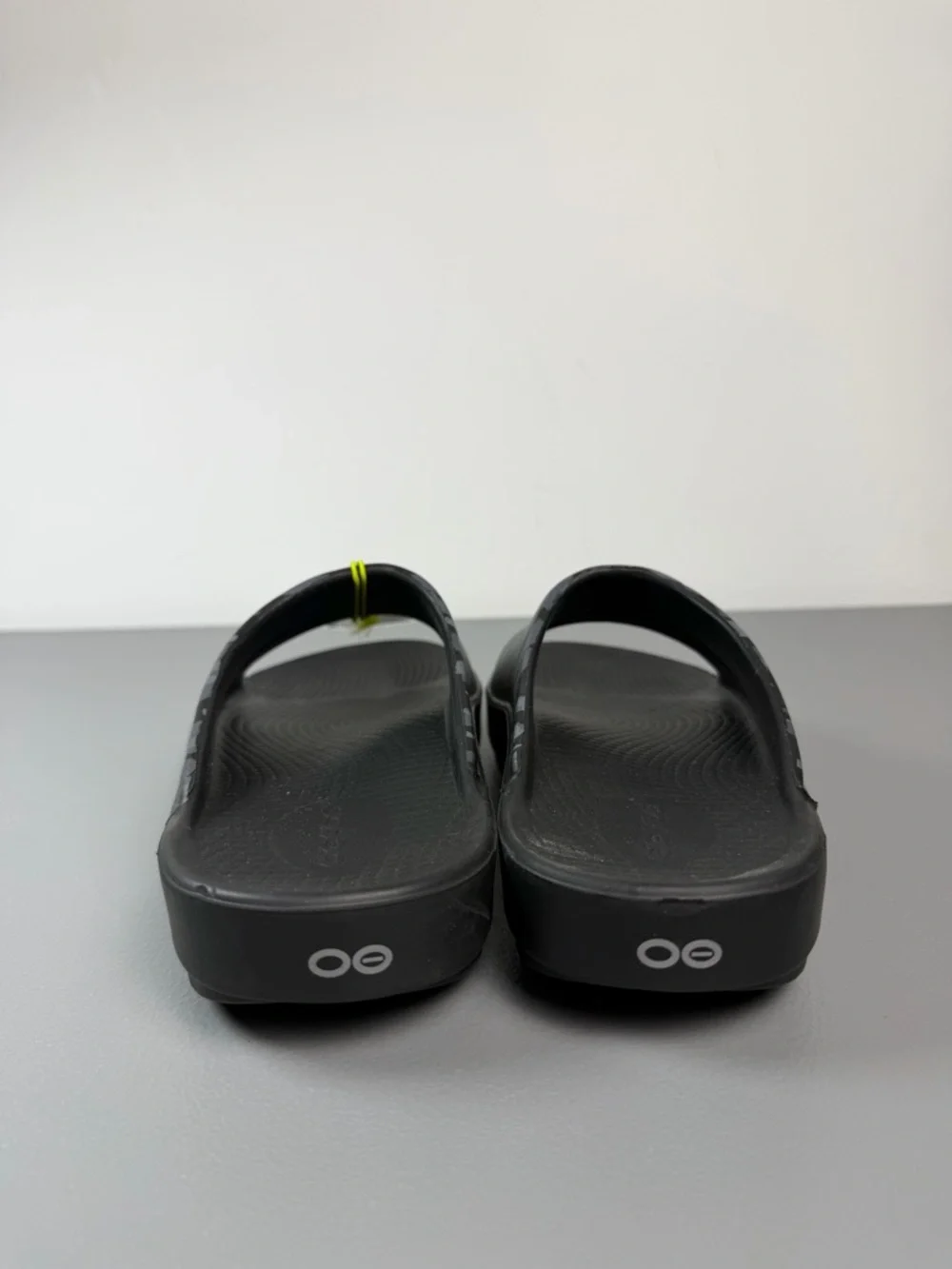 New OOFOS OOAHH Sport Slides Black Camo Recovery Slip On Sandal M7/W9 - Picture 9 of 11